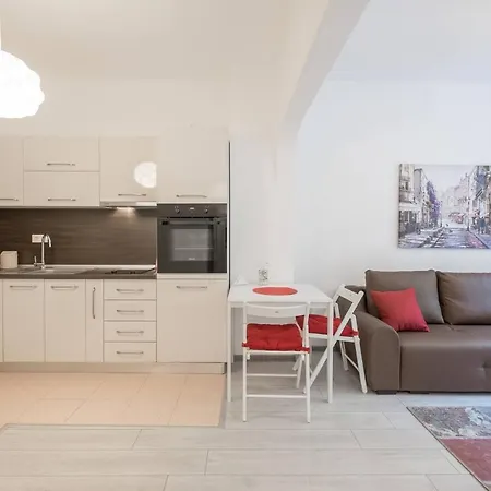 ✵your Perfect Place To On Vitosha Str Apt✵ Apartament